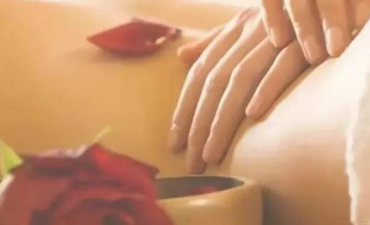 深圳悦心瑜伽减压馆